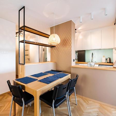 Ochota Artistic Space Apartment Warsaw Exterior photo