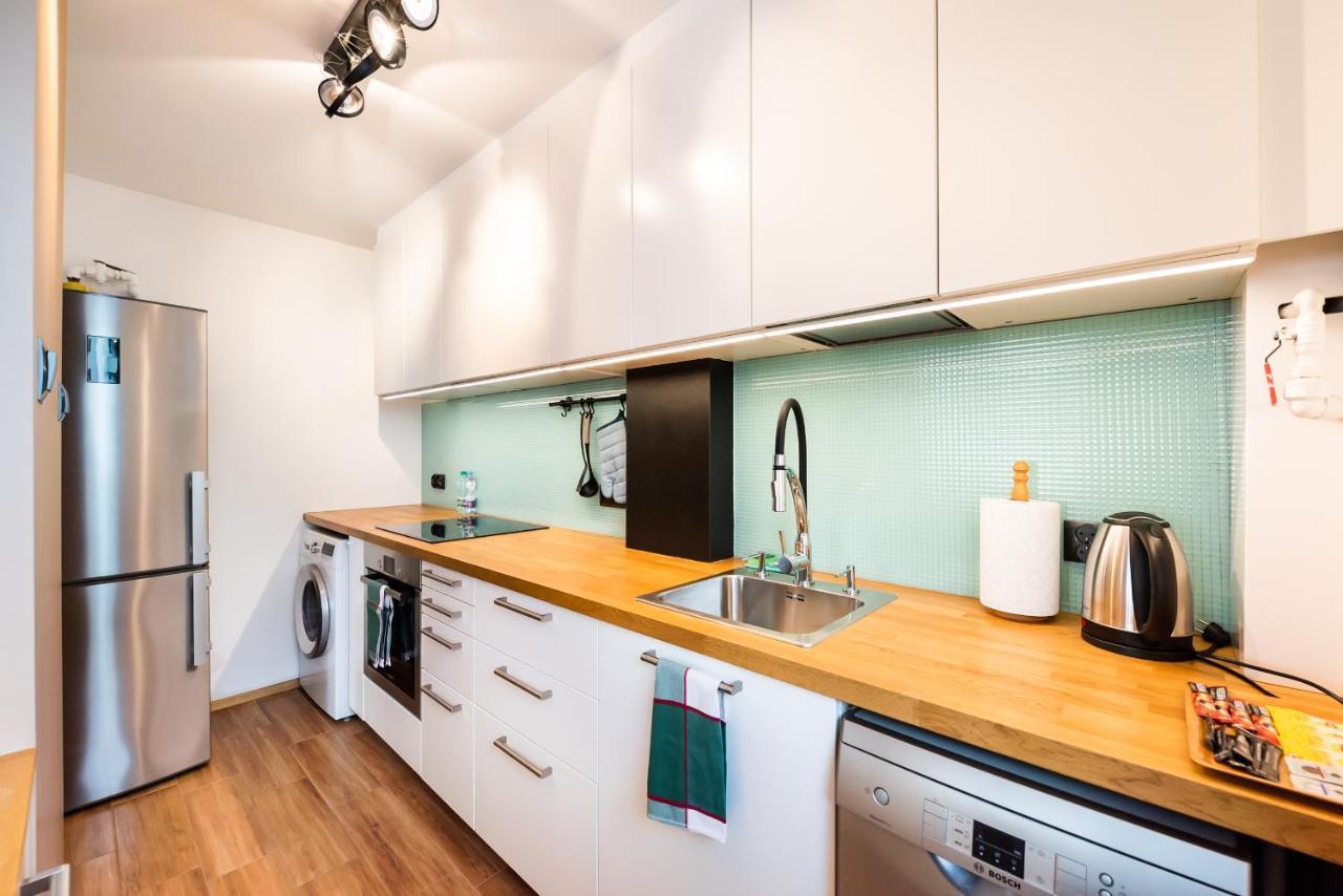 Ochota Artistic Space Apartment Warsaw Exterior photo